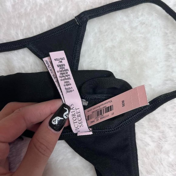 Victoria’s Secret underwear / thong !! - Picture 4 of 4